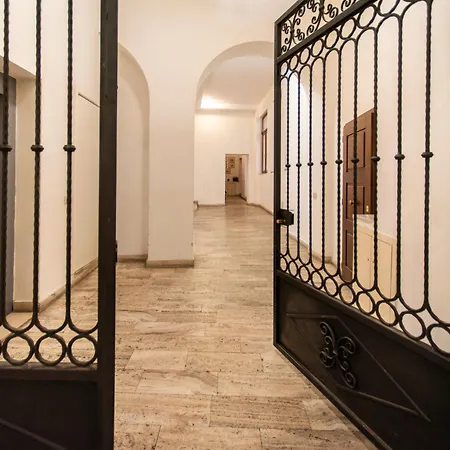 La Martinella By Palazzo Bianchini