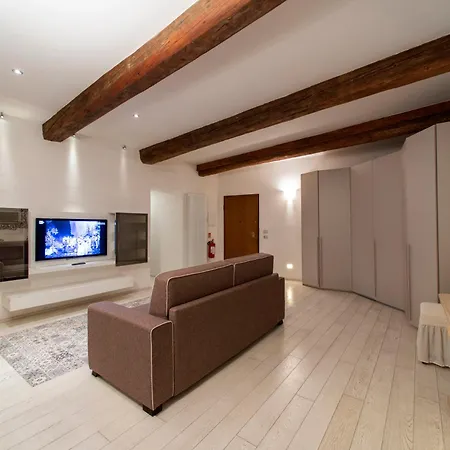 La Martinella By Palazzo Bianchini Apartment *